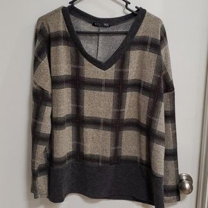 Glitzy Girlz Plaid Sweater size 1X 1XL